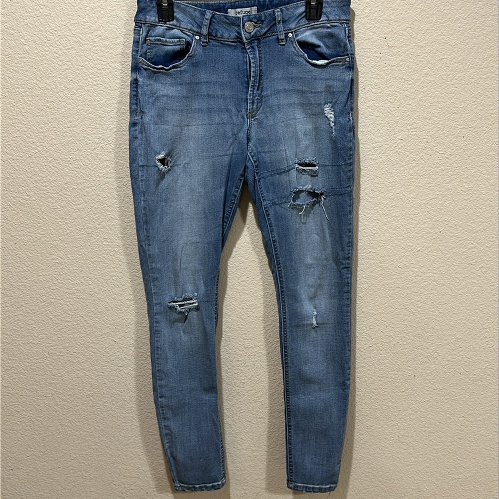 Refuge Ripped Skinny Jeans - Picture 2 of 3